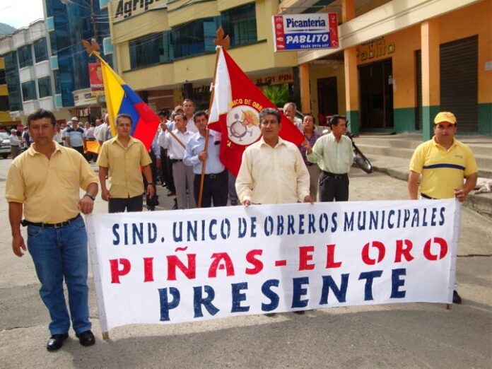 En esta urbe, tambien se recordo el 1 de mayo, el Dia Mundial del Trabajo. Hubo desfile por las principales calles de la ciudad, y lo encabezo el Sindicato Unico de Trabajadores Municipales del Canton.